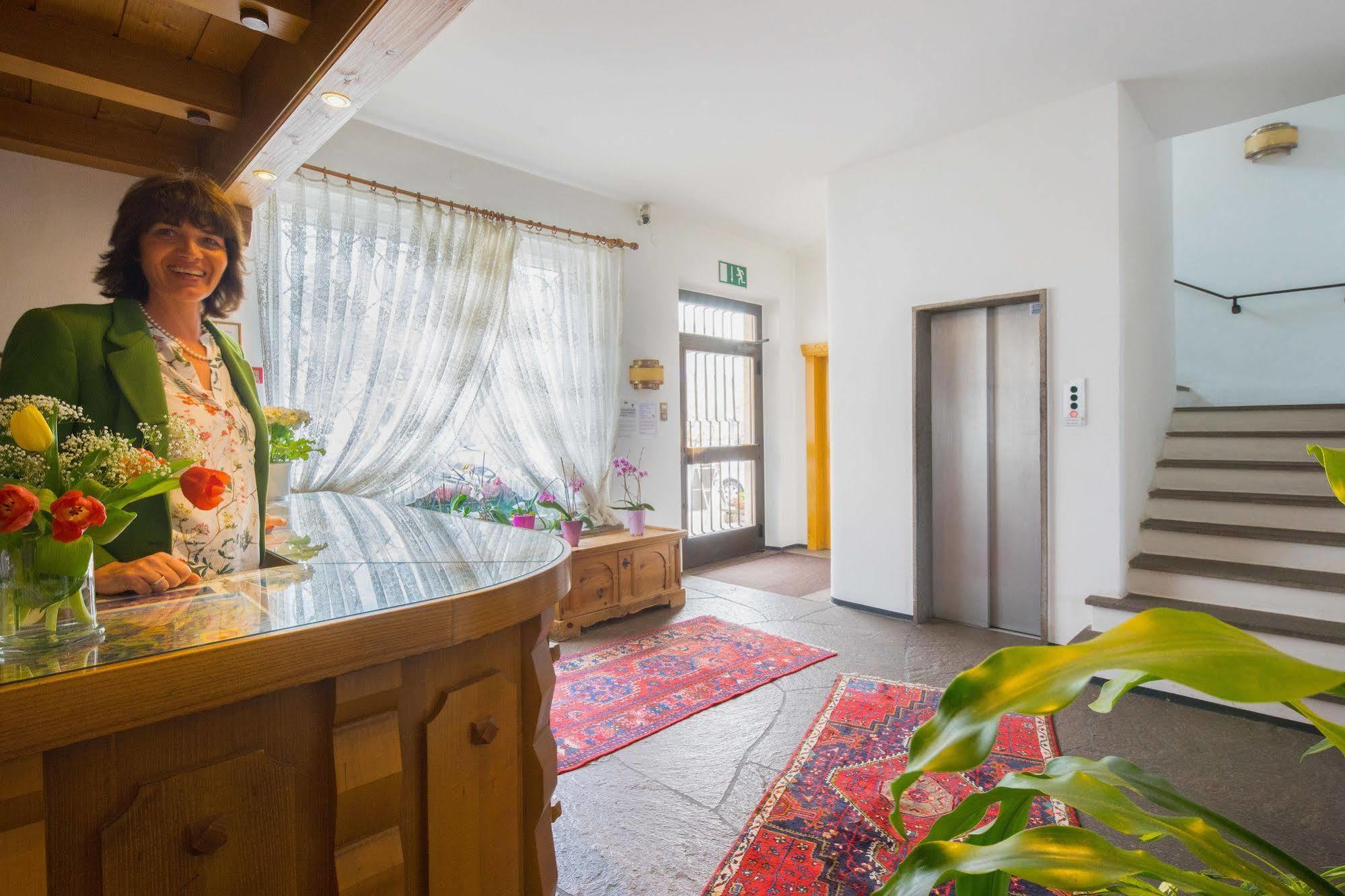 Hotel Rentschnerhof Bolzano Kültér fotó